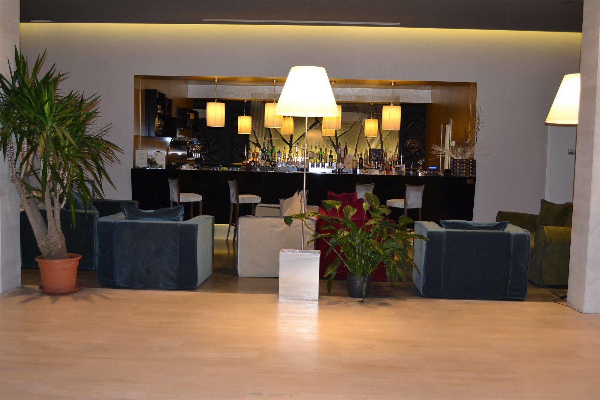 Cosmopolitan Hotel Civitanova Marche Zewnętrze zdjęcie